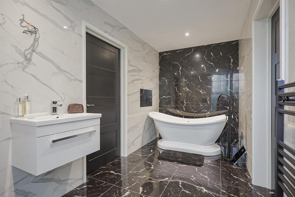 4 Redwood Court - Web (12 of 40).jpg