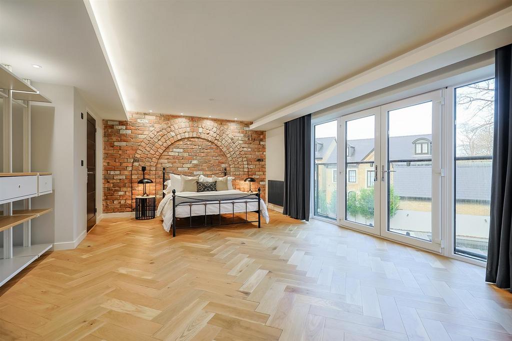 4 Redwood Court - Web (19 of 40).jpg