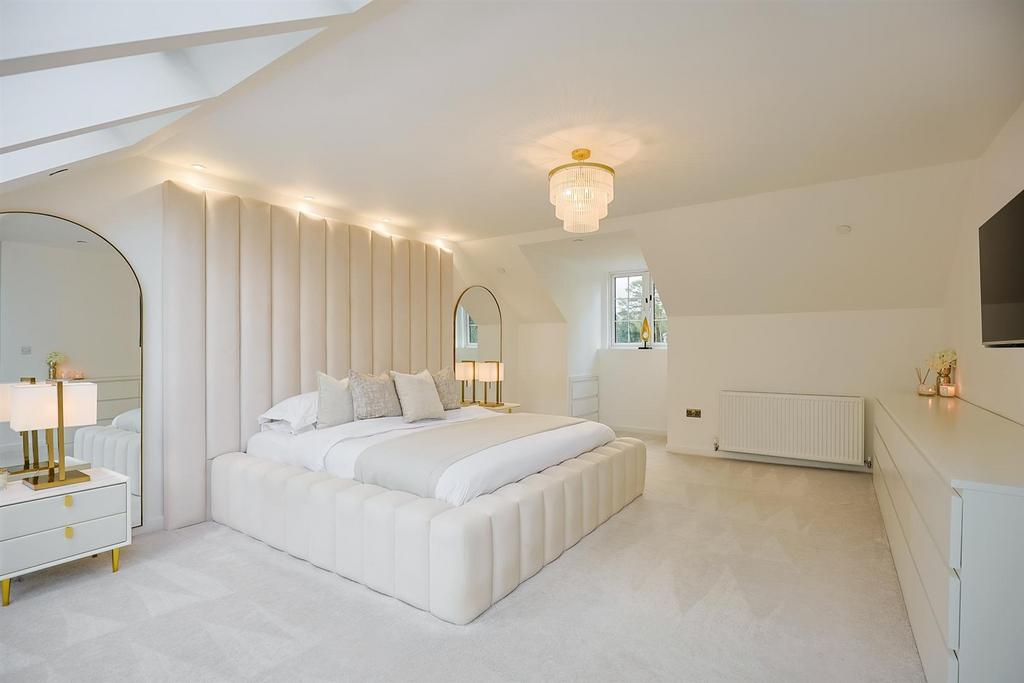 4 Redwood Court - Web (22 of 40).jpg