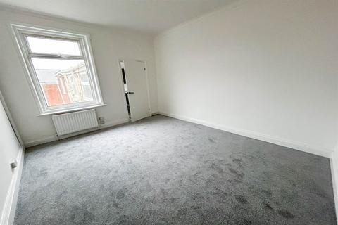 2 bedroom cottage for sale, Tower Street, Hendon