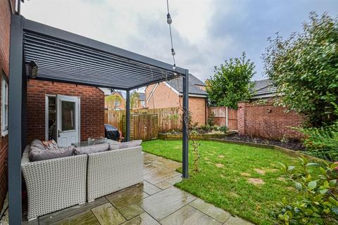 3 bedroom detached house for sale, Wharford Lane, Runcorn WA7