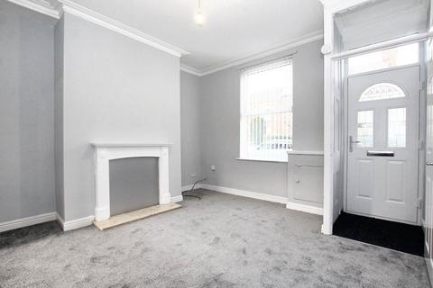 2 bedroom terraced house to rent, Reservoir Street, St. Helens