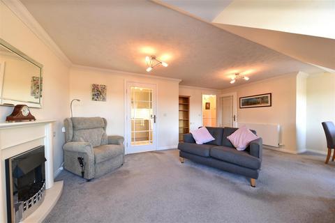 1 bedroom apartment for sale, Astonia Lodge, Pound Avenue, Stevenage