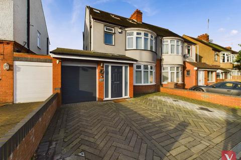 4 bedroom semi-detached house for sale, Wardown Crescent, Luton LU2