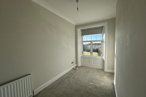 2 bedroom ground floor flat to rent, South Beach, Troon KA10