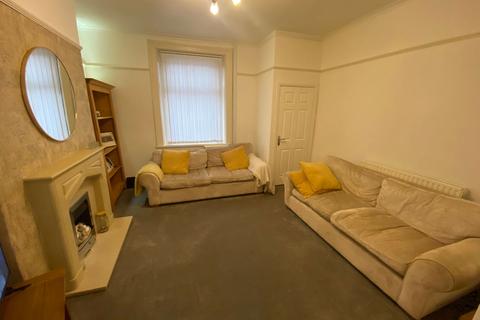 192 Fields New Road, Chadderton, Oldham, OL9 8NT