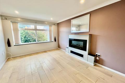 2 bedroom bungalow for sale, Alma Park Road, Grantham, NG31