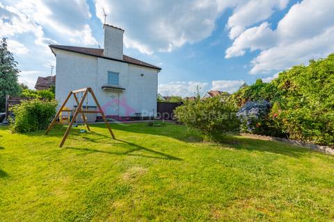 2 bedroom maisonette for sale, Hale Lane, Mill Hill, NW7