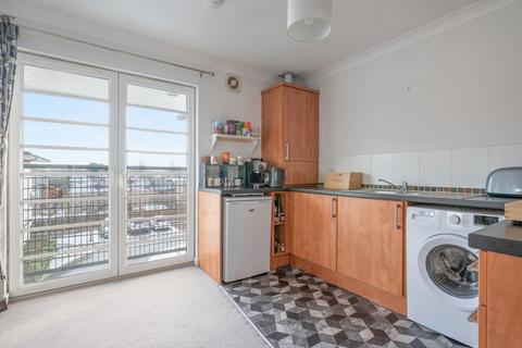 2 bedroom flat for sale, Whiteside Court, Bathgate