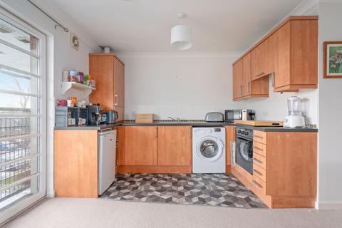 2 bedroom flat for sale, Whiteside Court, Bathgate