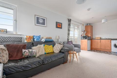 2 bedroom flat for sale, Whiteside Court, Bathgate