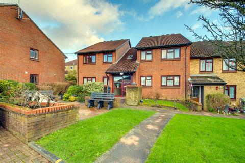 2 bedroom retirement property for sale, Bladon Gardens, Harrow HA2