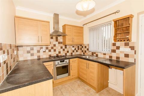 3 bedroom semi-detached house to rent, Highfield Lane, Chesterfield, S41