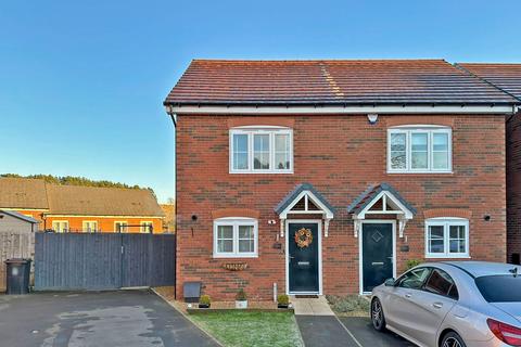 Appletree Close, Wombourne, WV5