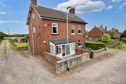 3 bedroom semi-detached house for sale, Warren Farm Cottages, Micklefield, Leeds, West Yorkshire