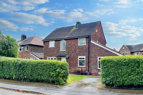 3 bedroom detached house for sale, De Quincey Road, West Timperley, Altrincham