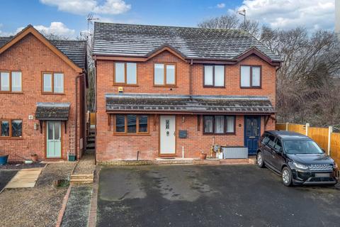 3 bedroom semi-detached house for sale, Bernie Crossland Walk, Kidderminster, Worcestershire, DY10