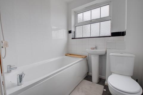 33 Abbey Close, Bromsgrove, B60 2RA