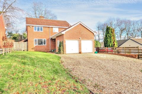 4 bedroom detached house for sale, Blandford