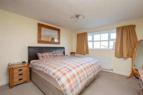 1 Bankside Close, Upper Poppleton, York, YO26 6LH
