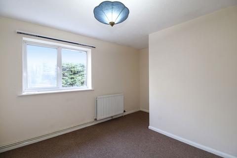 19 Abbots Mews, Bishops Cleeve, Cheltenham, GL52 8UP