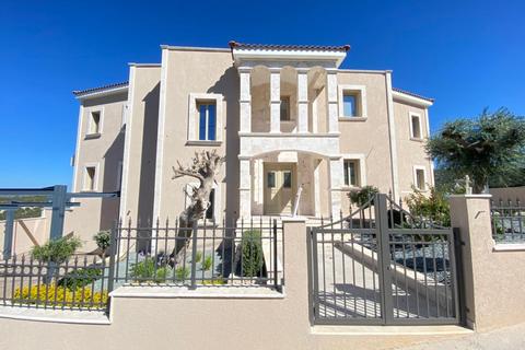 5 bedroom villa, Peyia