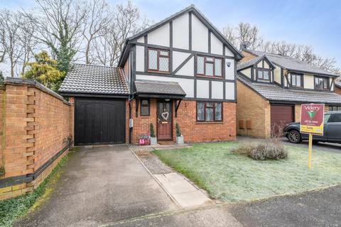 4 bedroom detached house for sale, Drayhorse Drive, Bagshot, Surrey, GU19