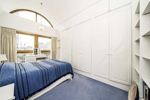 2 bedroom flat for sale, Ben Jonson House, London EC2Y