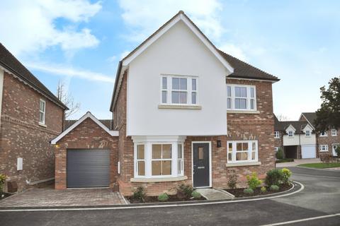 4 bedroom detached house for sale, Hatfield Road, Witham, CM8