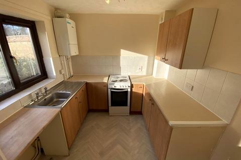 2 bedroom flat to rent, Dalrymple Way