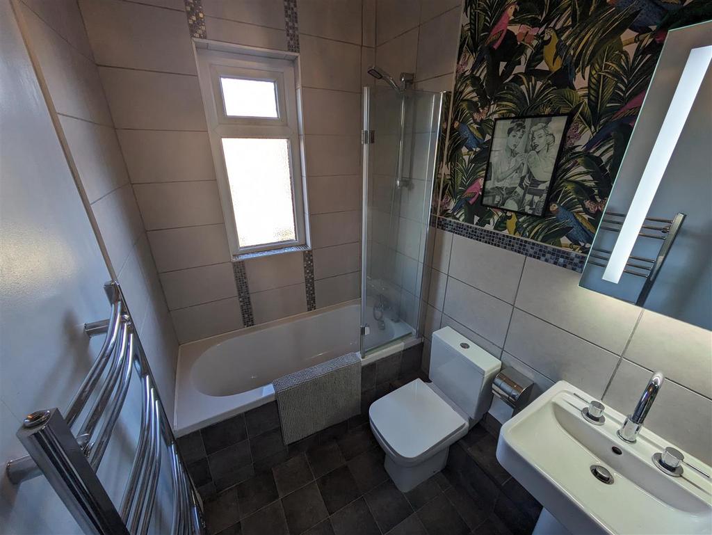 Upstairs Bathroom