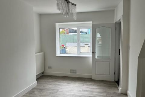 3 bedroom house for sale, Clement Square- LOWESTOFT