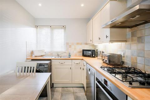 2 bedroom end of terrace house for sale, Tudor Place, Lower Queens Road, Buckhurst Hill