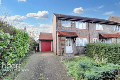 3 bedroom end of terrace house for sale, Bishop's Stortford CM23