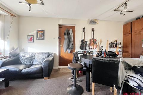 Studio for sale, Tom Price Close, Cheltenham GL52