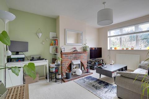 2 bedroom maisonette for sale, Hemdean Road, Caversham