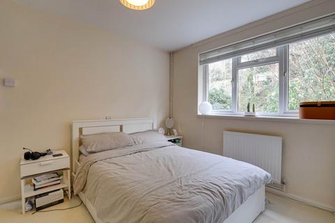 209 Hemdean Road, Caversham, Reading, RG4 7QX