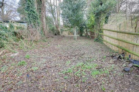 209 Hemdean Road, Caversham, Reading, RG4 7QX
