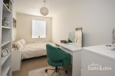 149 Cloatley Crescent, Royal Wootton Bassett, Swindon, SN4 7FX