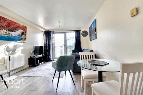 2 bedroom flat to rent, Cundy Road, LONDON