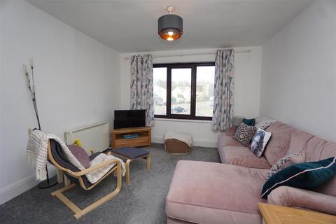 2 bedroom flat to rent, Southey Green Road, Southey, Sheffield, S5