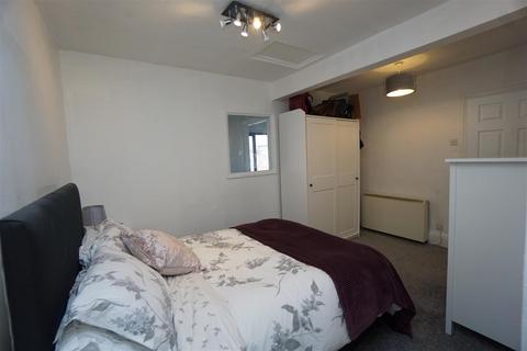 2 bedroom flat to rent, Southey Green Road, Southey, Sheffield, S5