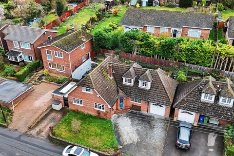 4 bedroom detached house for sale, Highsted Valley, Rodmersham, Sittingbourne, Kent, ME9 0AB