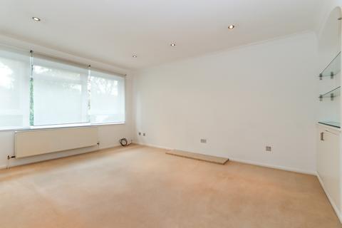 2 bedroom flat for sale, Beech Court, Chesham Road, Amersham