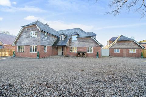 5 bedroom detached house for sale, Bramley,  Basingstoke,  RG26