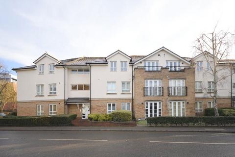 2 bedroom apartment to rent, Island Court, Bishop`s Stortford