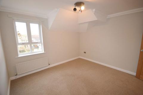 2 bedroom apartment to rent, Island Court, Bishop`s Stortford