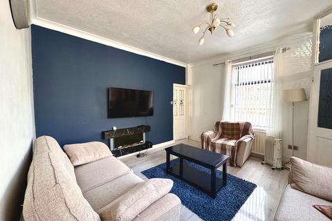 4 bedroom end of terrace house for sale, Queen Victoria Road, Burnley