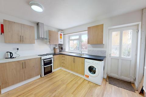 5 bedroom semi-detached house to rent, Moulsecoomb Way, Moulsecoomb, Brighton, BN2