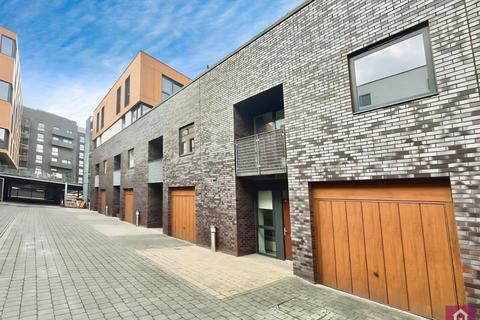 2 bedroom house to rent, The Mews, Advent Way, Ancoats, Manchester, M4